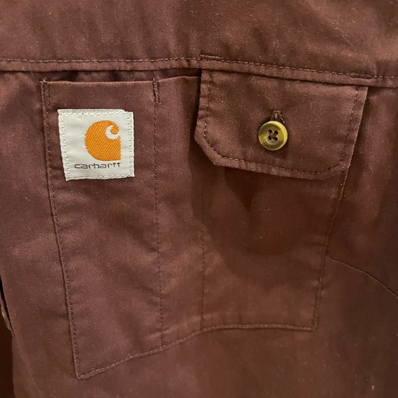 Carhartt maroon button-down - Picture 3 of 4